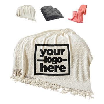 Diamond-Textured Throw Blanket With Fringe